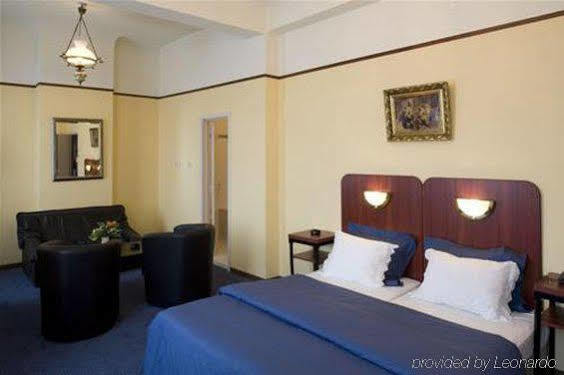 Hotel Antwerp Billard Palace Phòng bức ảnh